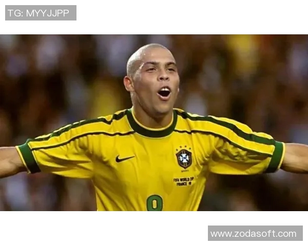 足球明星C罗在绿茵场上的精彩瞬间与动作描写的完美结合